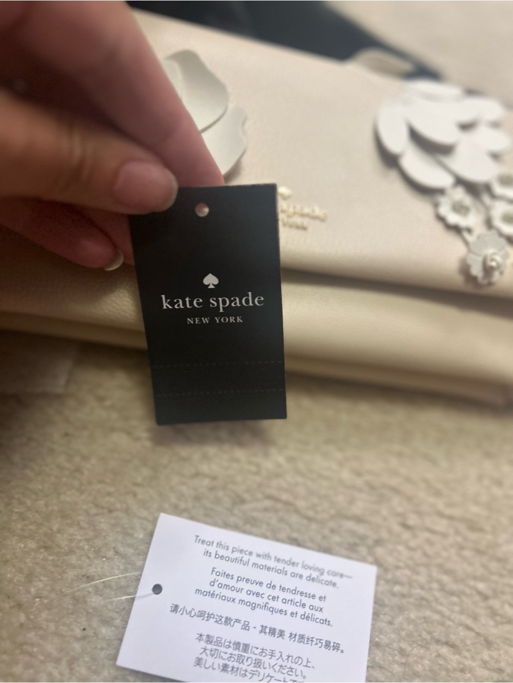 NWOT KATE SPADE floral appliqué crossbody bag. - Picture 11 of 16